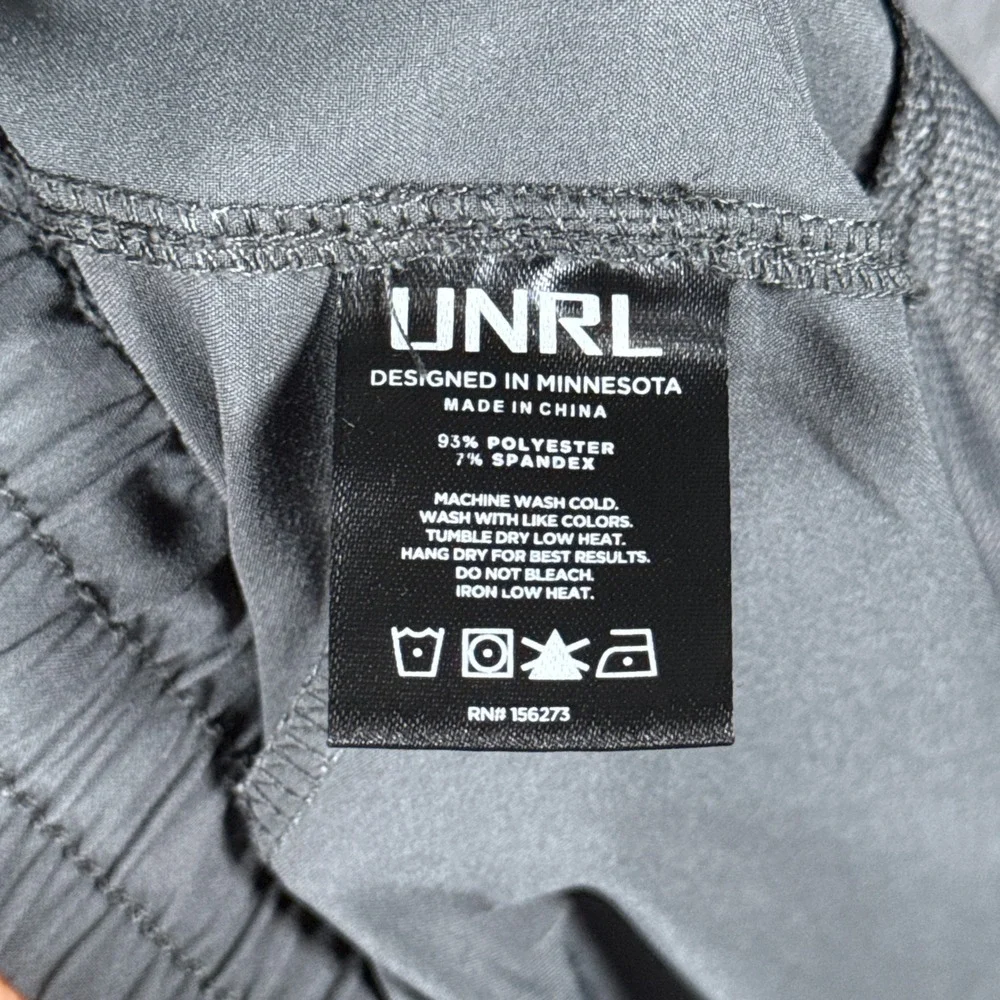 UNRL Athletic Shorts Mens Medium Grey Performance Stretch Linerless Training 8